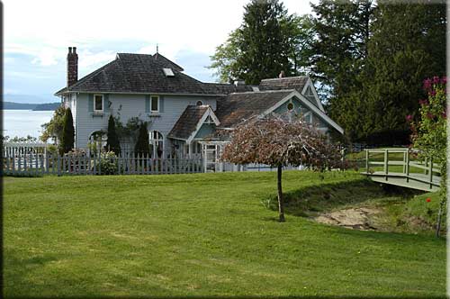 Camelot by the Sea, North Pender Island Accommodation