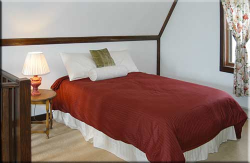 Camelot by the Sea, North Pender Island Accommodation