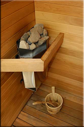 Eagle View, North Pender Island Accommodation