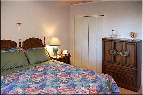 Eagle's Nest, North Pender Island Accommodation