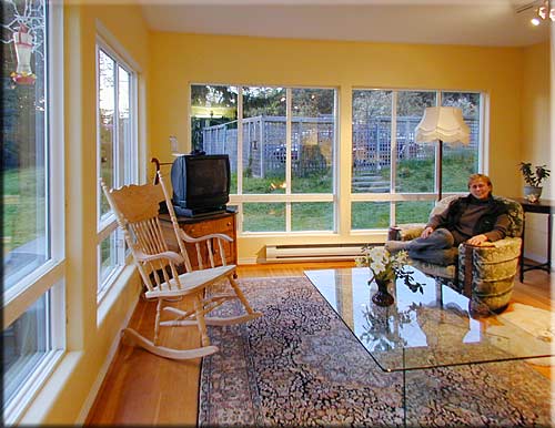 Emily's Cottage, North Pender Island Accommodation