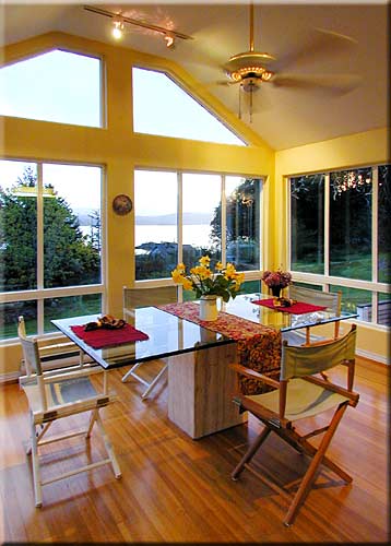 Emily's Cottage, North Pender Island Accommodation