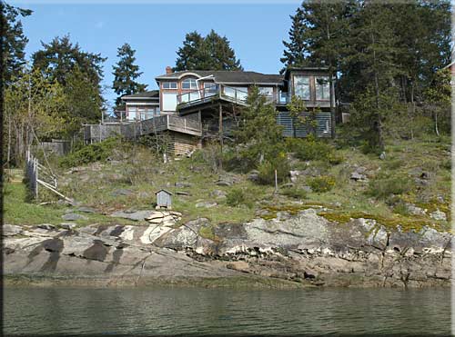 Eagles Cove, North Pender Island Accommodation