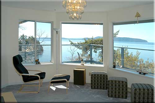 The Lighthouse on Pender, North Pender Island Accommodation