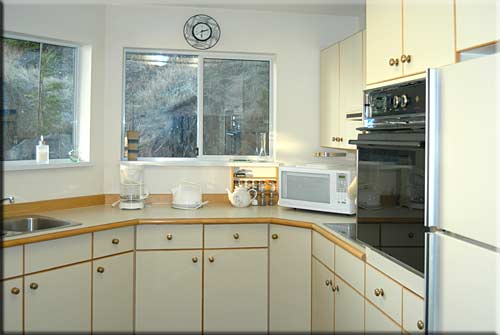 The Lighthouse on Pender, North Pender Island Accommodation